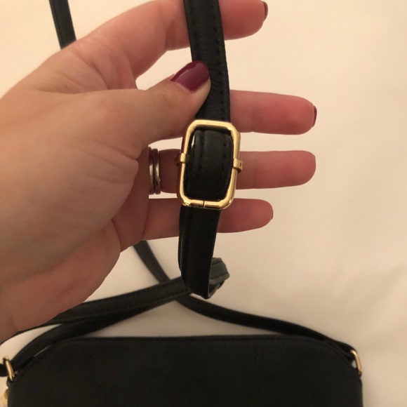 Black Tassel Crossbody Bag - Picture 5 of 7